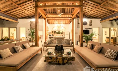 5 Bedroom Villa for sale in Seminyak, Bali