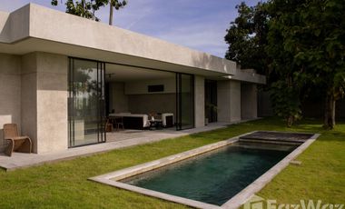 4 Bedroom Villa for sale in Kediri, Bali