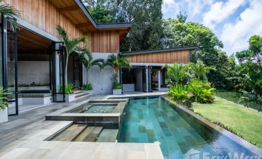 4 Bedroom Villa for sale in Kediri, Bali