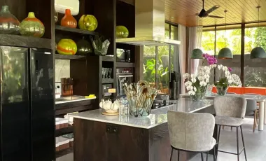 4 Bedroom Villa for sale in Sukawati, Bali