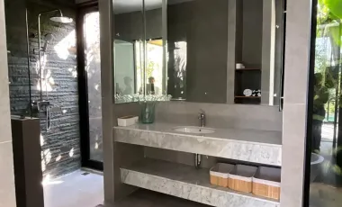 4 Bedroom Villa for sale in Sukawati, Bali