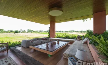 6 Bedroom Villa for sale in Pererenan, Bali