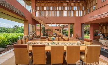 6 Bedroom Villa for sale in Pererenan, Bali