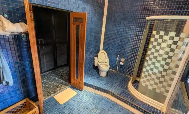 6 Bedroom Villa for sale in Seminyak, Bali