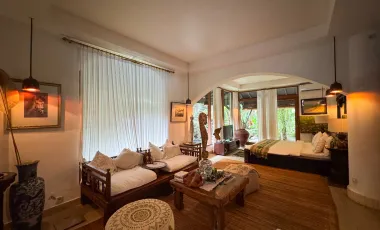 6 Bedroom Villa for sale in Seminyak, Bali