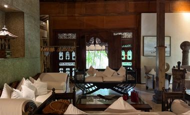 6 Bedroom Villa for sale in Seminyak, Bali