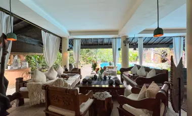 6 Bedroom Villa for sale in Seminyak, Bali