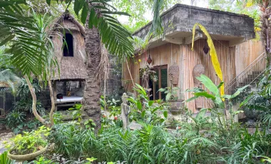 6 Bedroom Villa for sale in Seminyak, Bali