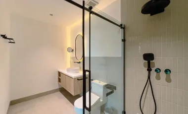 5 Bedroom Villa for sale in Mengwi, Bali