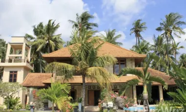 6 Bedroom Villa for sale in Lovina, Bali