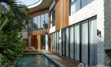5 Bedroom Villa for sale in Berawa, Bali