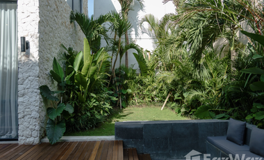5 Bedroom Villa for sale in Berawa, Bali