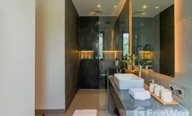 6 Bedroom Villa for sale in Blahbatu, Bali