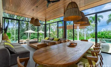 6 Bedroom Villa for sale in Blahbatu, Bali