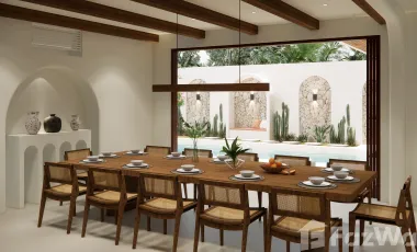 6 Bedroom Villa for sale in Canggu, Bali