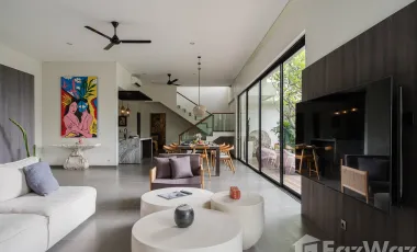 5 Bedroom Villa for sale in Kerobokan, Bali