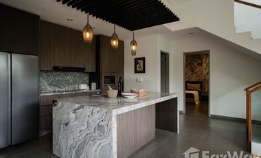 5 Bedroom Villa for sale in Kerobokan, Bali
