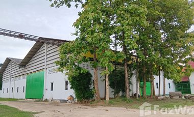 Warehouse for rent in Ban Lueak, Ratchaburi