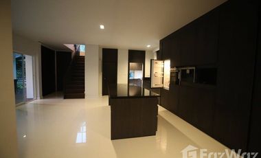 5 Bedroom House for sale at Baan Sinthani 7 Mountain View