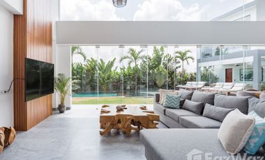 5 Bedroom Villa for sale in , Bali