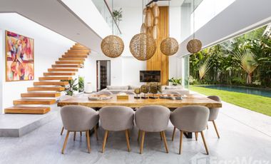 5 Bedroom Villa for sale in , Bali