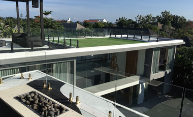 5 Bedroom Villa for sale in , Bali