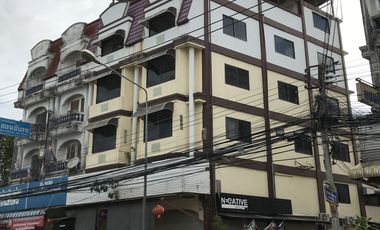 8 Bedroom Townhouse for sale in Nai Mueang, Phitsanulok