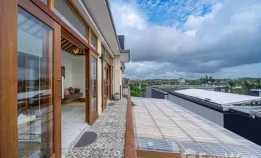 10 Bedroom Hotel for sale in Pererenan, Bali