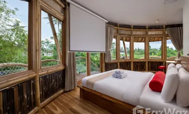 12 Bedroom Villa for sale in Sukawati, Bali