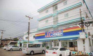 61 Bedroom Hotel for sale in That Choeng Chum, Sakon Nakhon