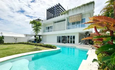 5 Bedroom Villa for sale in Mengwi, Bali