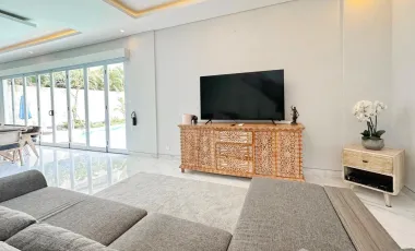 5 Bedroom Villa for sale in Mengwi, Bali