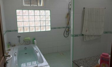 3 Bedroom House for sale in Huai Mek, Kalasin