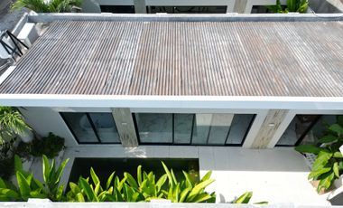 10 Bedroom Hotel for sale in Kerobokan, Bali