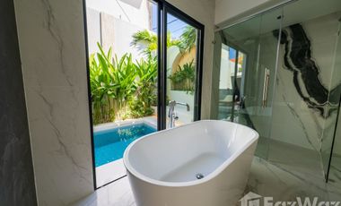 10 Bedroom Hotel for sale in Kerobokan, Bali