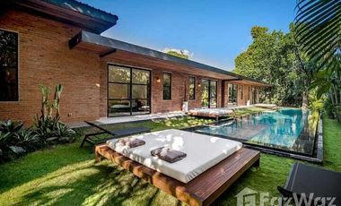 5 Bedroom Villa for sale in Mengwi, Bali