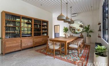 5 Bedroom Villa for sale in Mengwi, Bali