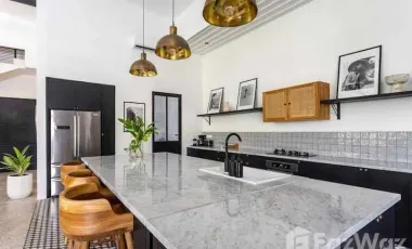 5 Bedroom Villa for sale in Mengwi, Bali