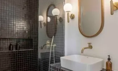 5 Bedroom Villa for sale in Canggu, Bali