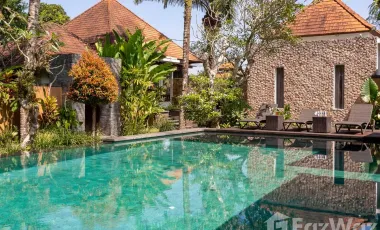 11 Bedroom Villa for sale in Payangan, Bali