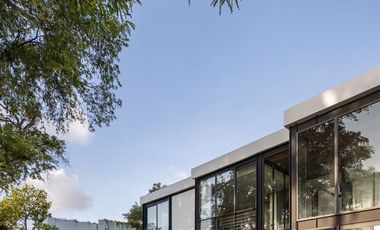 5 Bedroom Villa for sale in Kerobokan, Bali