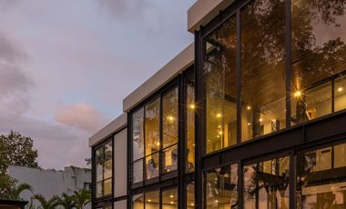 5 Bedroom Villa for sale in Kerobokan, Bali