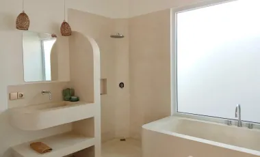 1 Bedroom Villa for sale in Kerobokan, Bali