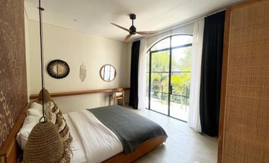 6 Bedroom Villa for sale in Kerobokan, Bali