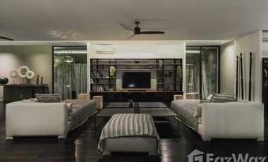 5 Bedroom Villa for sale in Kerobokan, Bali