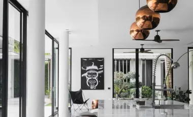 5 Bedroom Villa for sale in Kerobokan, Bali