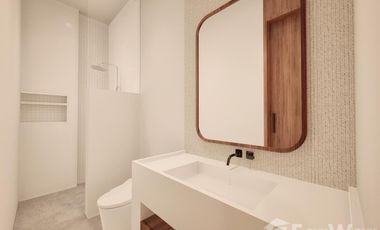 2 Bedroom Villa for sale in Kerobokan, Bali