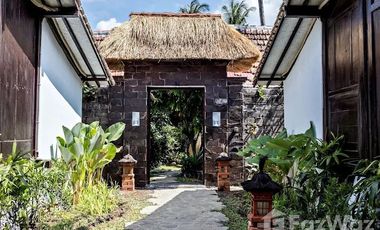 10 Bedroom Villa for sale in Ubud, Bali