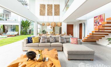 5 Bedroom Villa for sale in Canggu, Bali