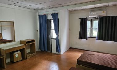 Townhouse in peaceful old resort Chiangrai